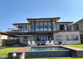 Blythedale Beach Villa